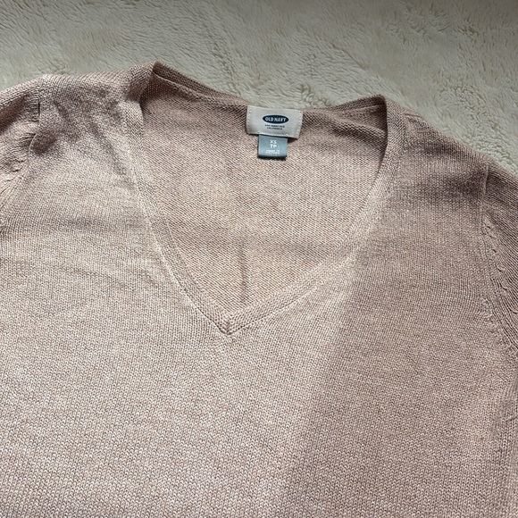 Old Navy Tan V-Neck Long Sleeve Top Size XS | Neutral Basic | Soft Knit Casual | - Picture 2 of 4